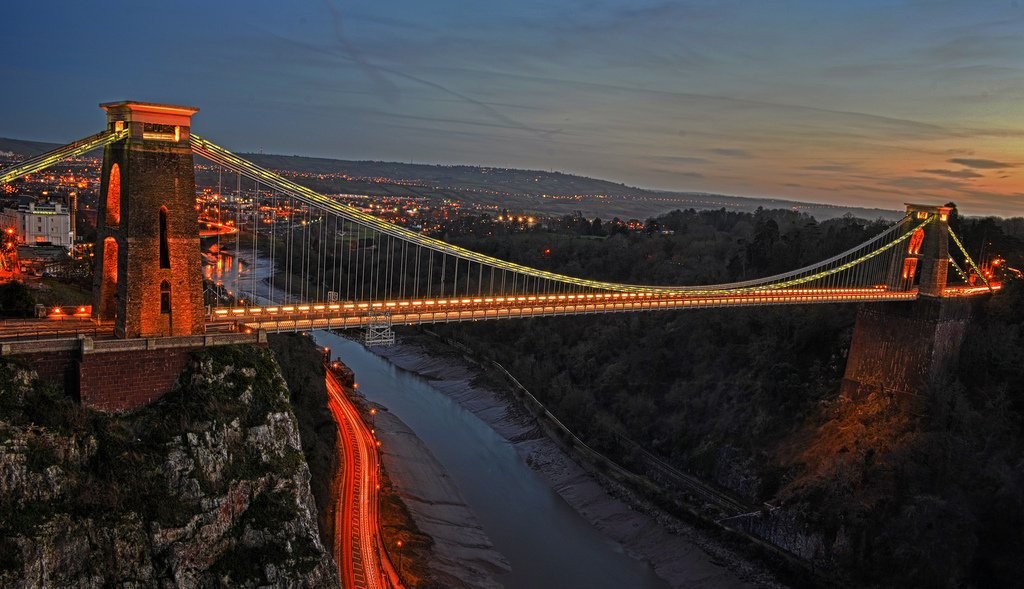 Yksi lempiosistani Bristolissa: Clifton Suspension Bridge. Kuvan lähde: http://www.startupbootcamp.org/events/sbc-insurance-bristol-fasttrack.html
